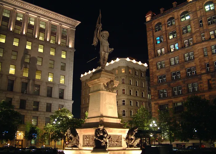 Holiday Inn Centre Ville Downtown By IhgHotel Montreal